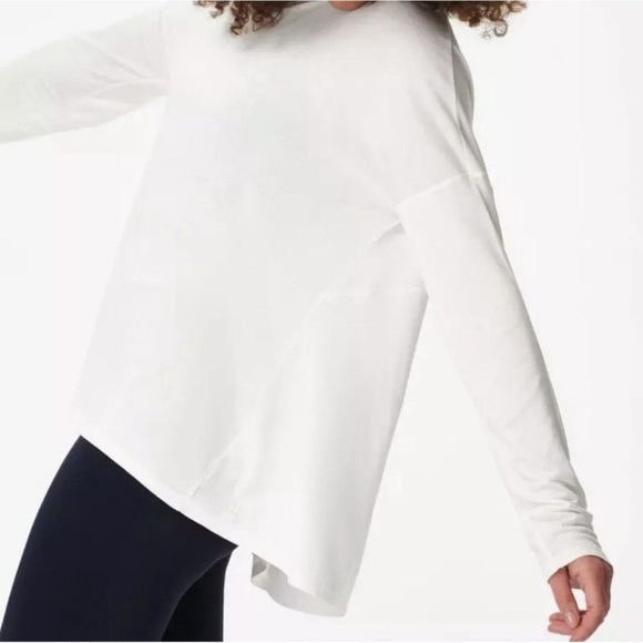 NWOT - Sweaty Betty London White Long Sleeve - size S - Picture 2 of 6